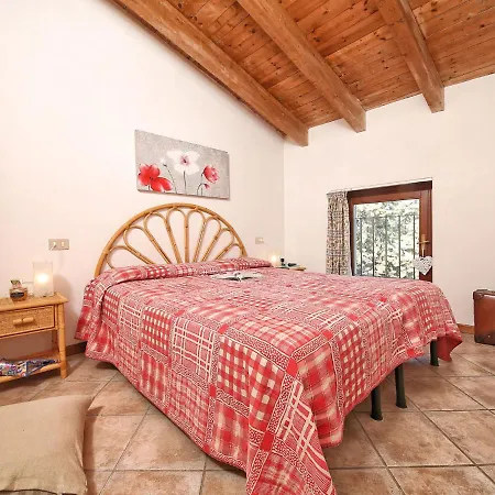 Colombaro Vecchio-7 By Interhome *